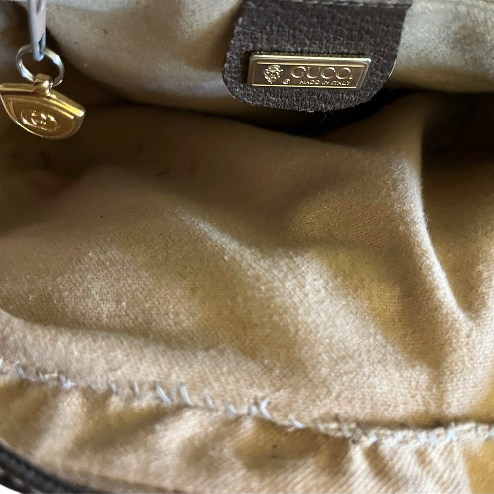 Gucci Authentic Crossbody Bag - Picture 12 of 15